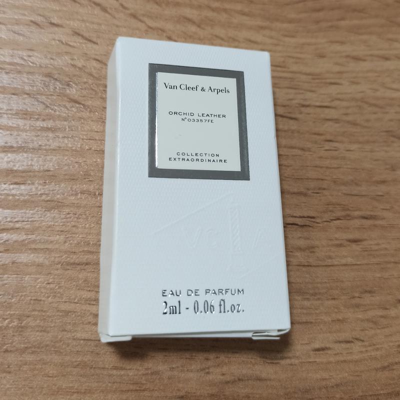 Van Cleef & Arpels Orchid Leather 2ml hivatalos parfüm minta, Van Cleef & Arpels Orchid Leather 2ml campione di profumo ufficiale, Van Cleef & Arpels Orchid Leather 2ml amostra oficial de perfume, Van Cleef & Arpels Orchid Leather 2ml 官方香水样品, Mostră