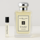 Muestras del perfume Jo Malone Silver Birch & Lavender Cologne, muestra de fragancia de 6 ml junto a una botella de perfume Jo Malone Silver Birch & Lavender Cologne de tamaño completo de 100 ml