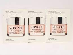 Clinique Moisture Surge 72 horas Auto Replenishing Hydrator Gel Cream 1 ml (0,03 fl. oz.) Muestras oficiales de cuidado de la piel