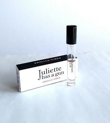 Juliette tiene una pistola Vanilla Vibes 4ml 0.135 fl. onz. hivatalos parfüm minta, Juliette Has a Gun Vanilla Vibes 4ml 0.135 fl. onz. campione di profumo ufficiale, Juliette Has a Gun Vanilla Vibes 4ml 0.135 fl. onz. amostra oficial de perfume, Jul